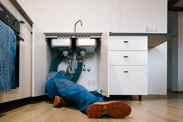 Professional Leak Detection technician working in Forsan, TX